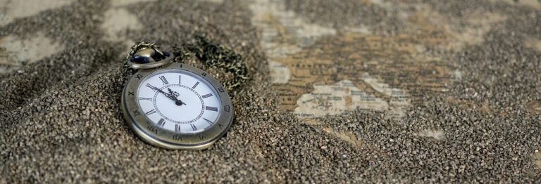 pocket watch, sand, time-1637396.jpg